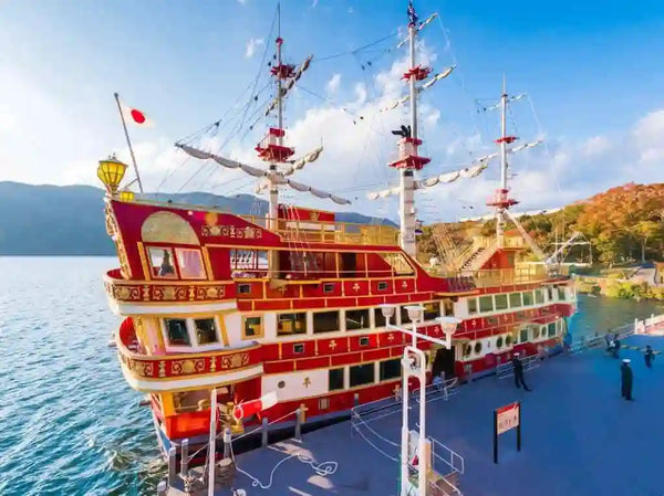 Hakone Pirate Ship