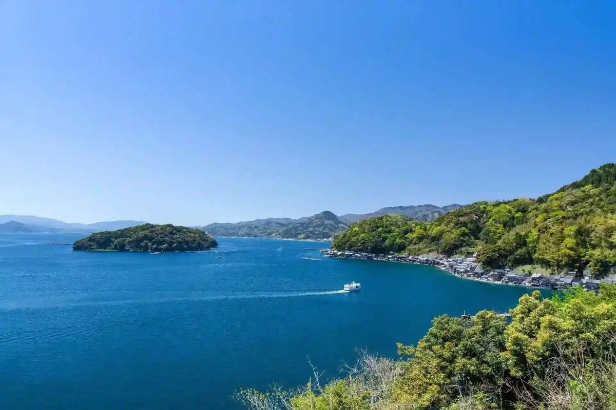 Private Amanohashidate, Ine Funaya & Miyama Tour from Kyoto/Osaka