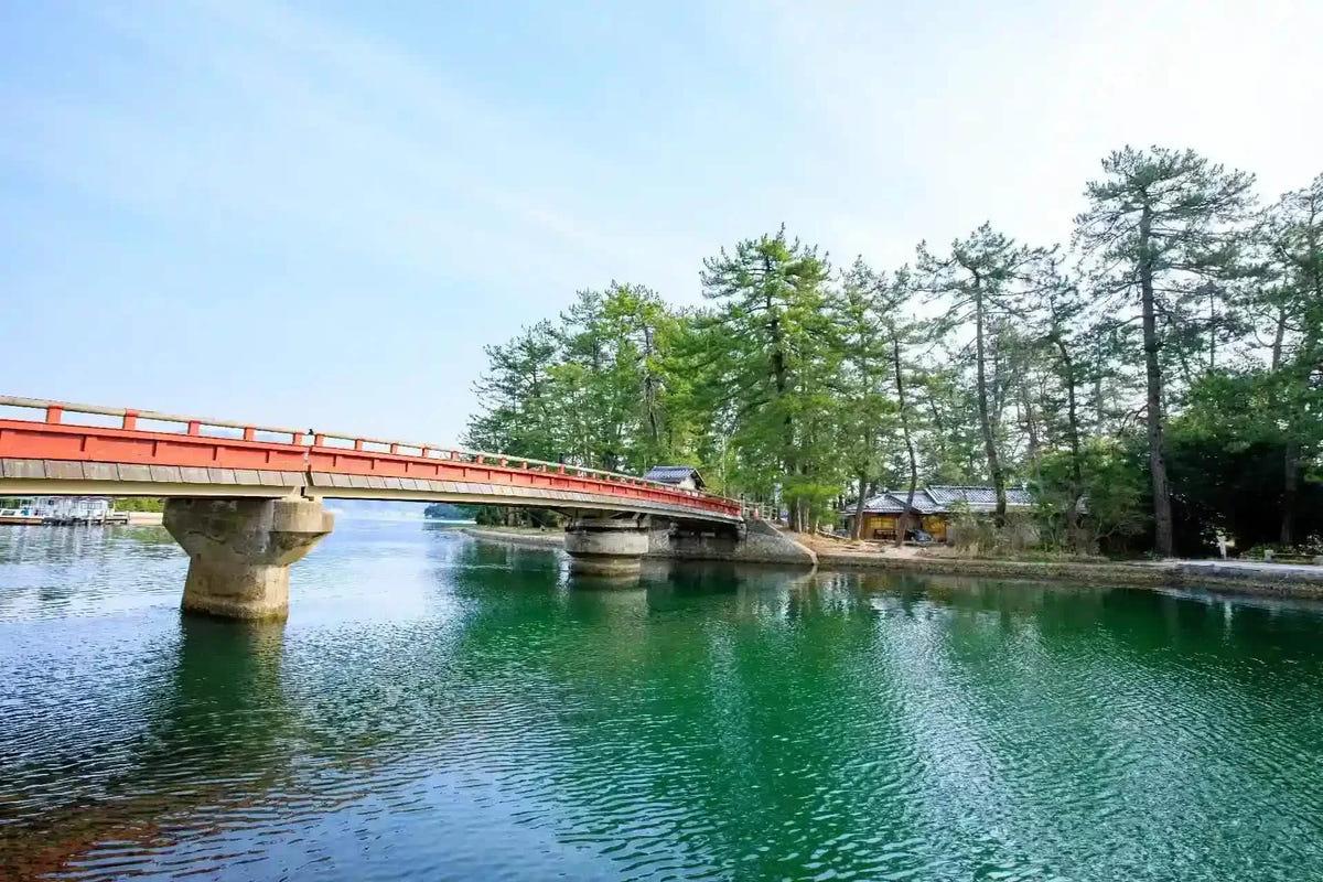 Private Amanohashidate, Ine Funaya & Miyama Tour from Kyoto/Osaka