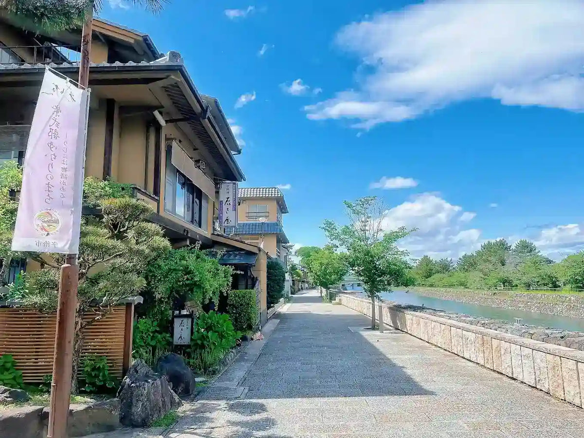 Kinkaku-ji, Kiyomizu-dera, and Byōdō-in from Kyoto/Osaka