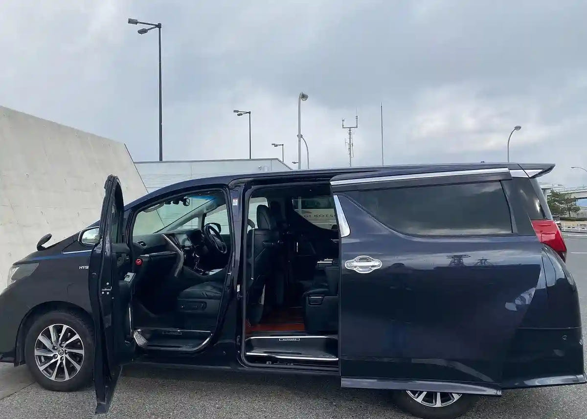 Private Transfer Osaka to Kansai Airport
