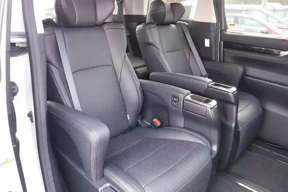 Private Transfer Osaka to Kansai Airport
