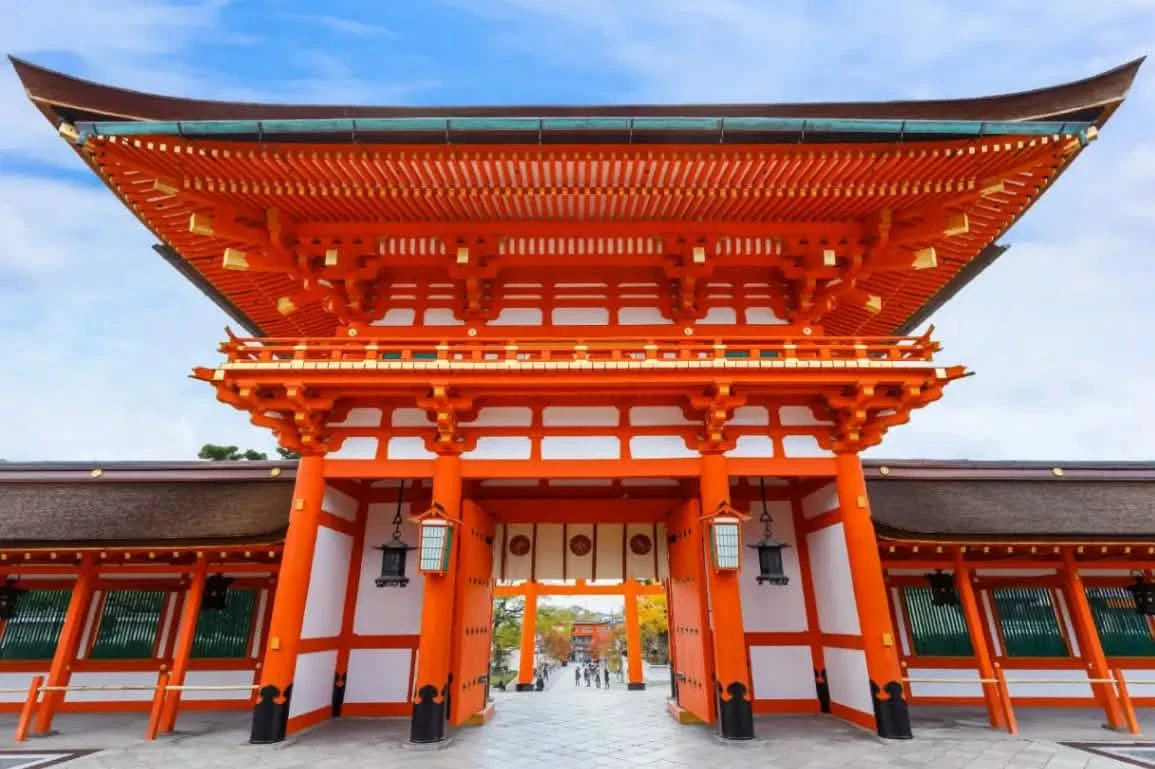 Private Nara, Uji, Todaiji & Fushimi Inari Taisha from Kyoto/Osaka