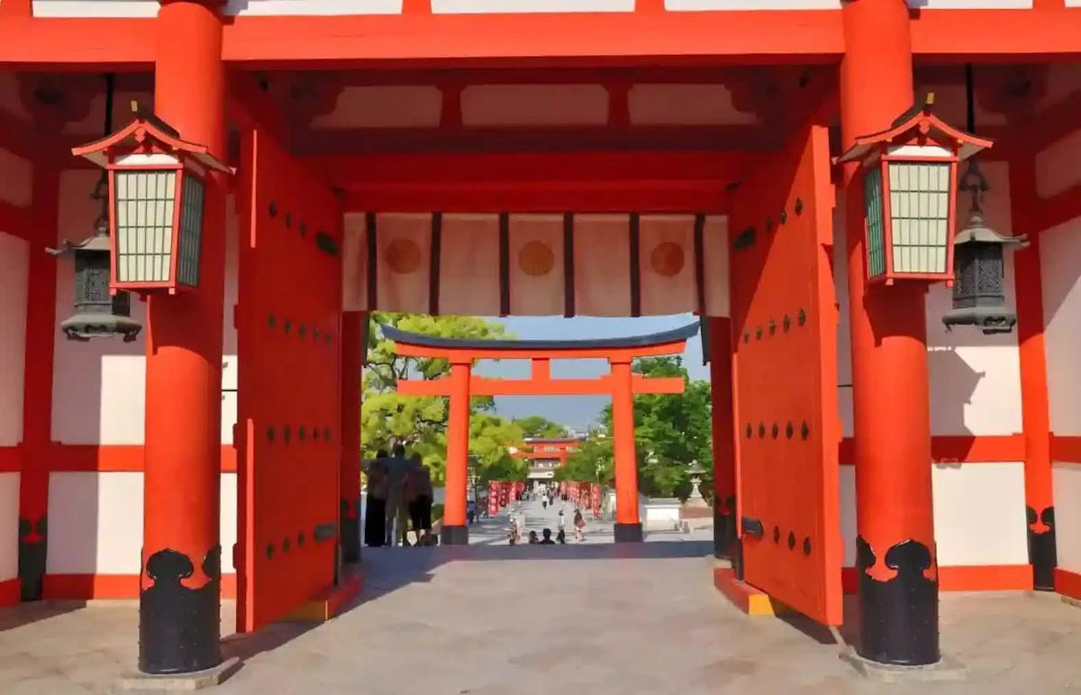 Private Arashiyama Sagano Train, Nara Park, Fushimi Inari Tour from Osaka